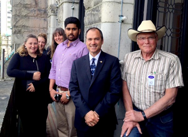 BC Beef Day 2016 celebration in Victoria. Pictured left to right: Four students from the ASUR program, BC Agriculture Minister Norm Letnick and ASUR industry representative Martin Rossman.