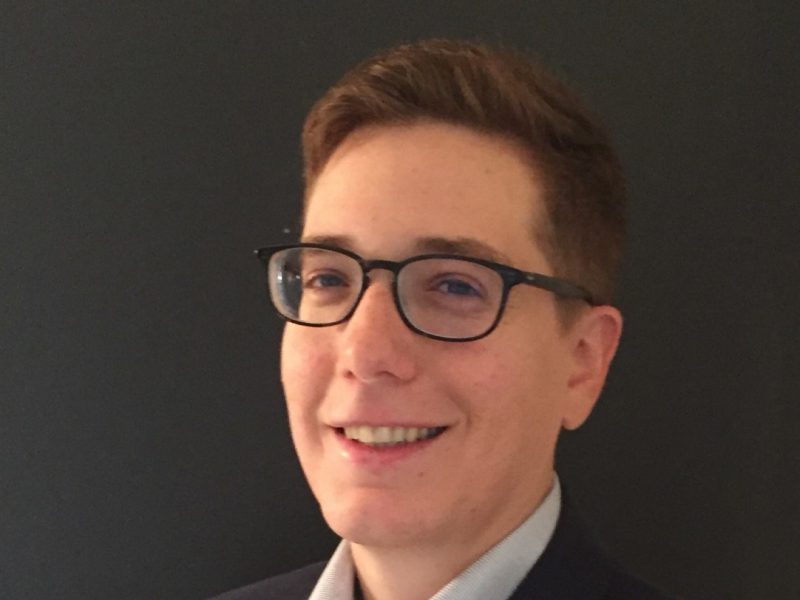 Samuel Singer faculty headshot